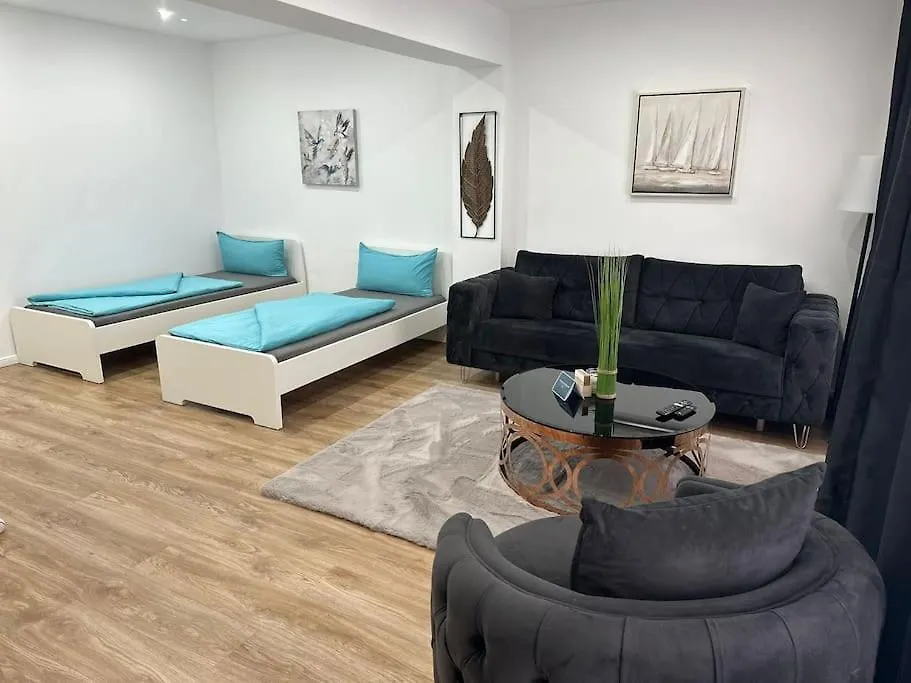 Zentrale, Stilvolle Wohnung Lubeck